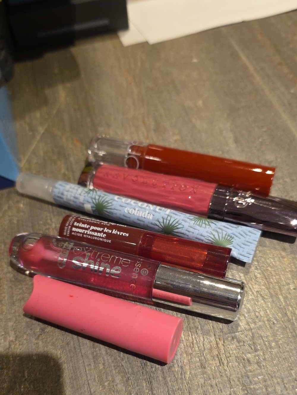 Assorted Pink and Red Lip Gloss Set by